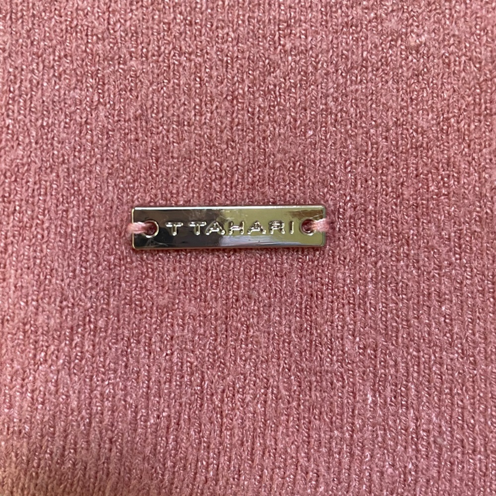 T Tahari Sweater - Picture 4 of 6